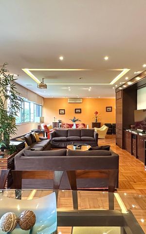 Apartamento à venda com 309m², 5 quartos e 3 vagas
