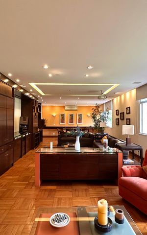 Apartamento à venda com 309m², 5 quartos e 3 vagas