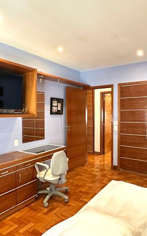 Apartamento à venda com 309m², 5 quartos e 3 vagas