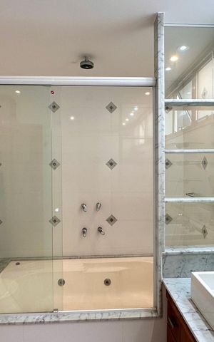Apartamento à venda com 309m², 5 quartos e 3 vagas