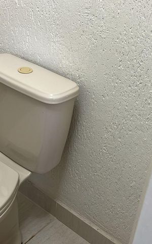 Casa de condomínio à venda com 320m², 4 quartos e 3 vagasBanheiro