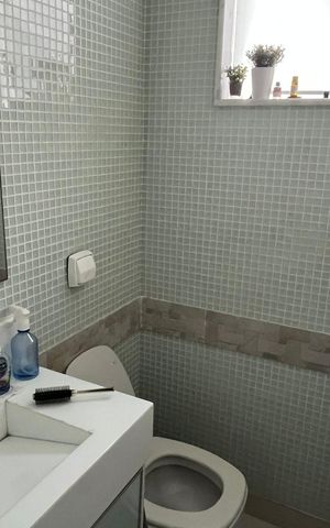 Casa de condomínio à venda com 320m², 4 quartos e 3 vagasBanheiro
