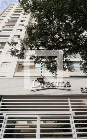 Apartamento à venda com 61m², 2 quartos e 1 vaga Apartamento à venda com 61m², 2 quartos e 1 vagaFachada