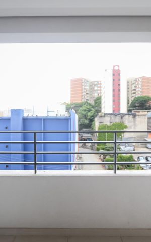 Studio à venda com 29m², 1 quarto e sem vaga Studio à venda com 29m², 1 quarto e sem vagaVaranda
