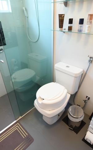 Casa à venda com 200m², 3 quartos e 3 vagasBanheiro Social