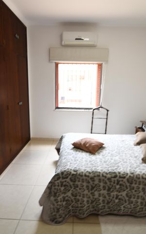 Casa à venda com 200m², 3 quartos e 3 vagasQuarto 3 - Suíte