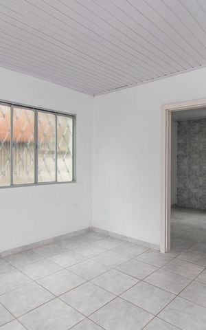 Casa à venda com 120m², 1 quarto e 2 vagasSala