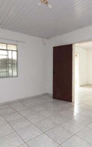 Casa à venda com 120m², 1 quarto e 2 vagasSala