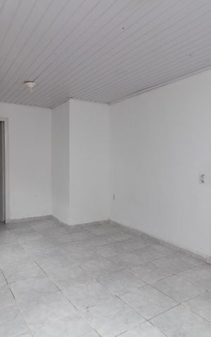 Casa à venda com 120m², 1 quarto e 2 vagasCozinha