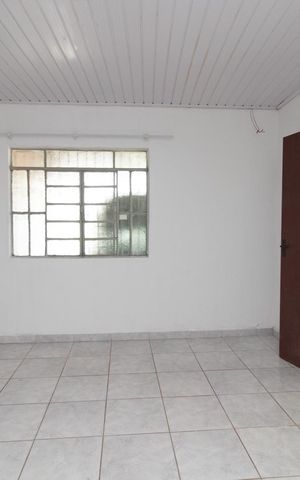 Casa à venda com 120m², 1 quarto e 2 vagasSala