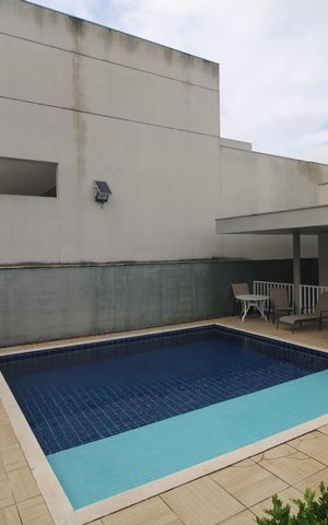 Casa de condomínio à venda com 200m², 4 quartos e 3 vagasPiscina