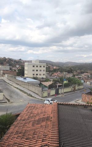 Casa para alugar com 170m², 3 quartos e 4 vagas Casa para alugar com 170m², 3 quartos e 4 vagasVista