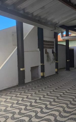 Casa para alugar com 170m², 3 quartos e 4 vagas Casa para alugar com 170m², 3 quartos e 4 vagasÁrea externa