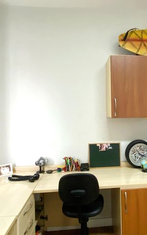 Apartamento à venda com 200m², 4 quartos e 2 vagas Apartamento à venda com 200m², 4 quartos e 2 vagasQuarto 4