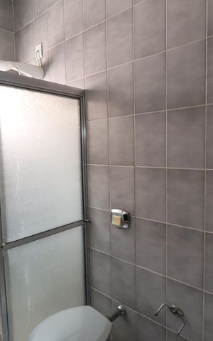 Casa para alugar com 300m², 6 quartos e 2 vagasBanheiro do Quarto 4