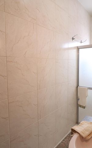 Casa para alugar com 300m², 6 quartos e 2 vagasBanheiro Social