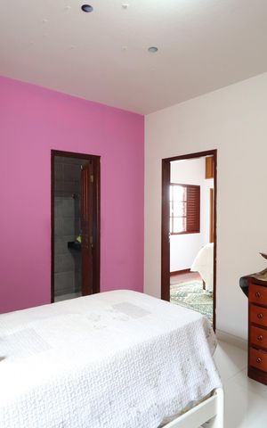 Casa para alugar com 300m², 6 quartos e 2 vagasQuarto 4 - Suíte