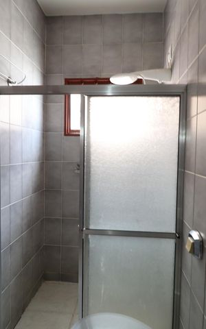 Casa para alugar com 300m², 6 quartos e 2 vagasBanheiro do Quarto 4