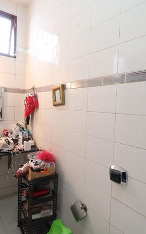Casa para alugar com 300m², 6 quartos e 2 vagasBanheiro do Quarto 2
