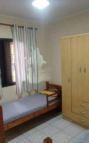 Casa à venda com 105m², 2 quartos e 3 vagas