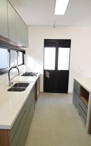 Casa à venda com 138m², 3 quartos e 2 vagasCozinha