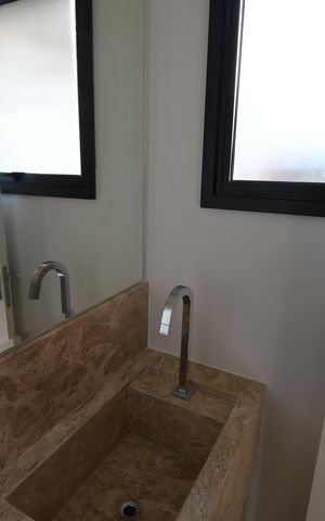 Casa à venda com 138m², 3 quartos e 2 vagasLavabo