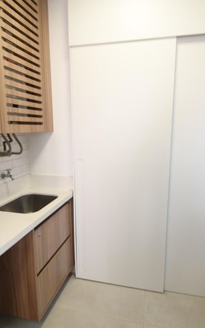 Casa à venda com 138m², 3 quartos e 2 vagasÁrea de Serviço