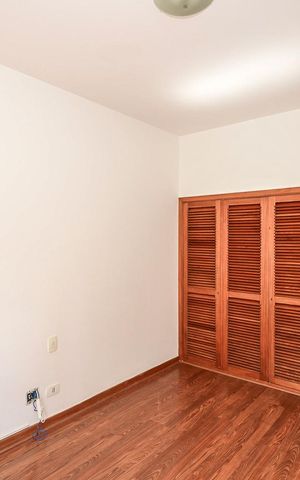 Apartamento à venda com 160m², 3 quartos e 2 vagasSuíte 2