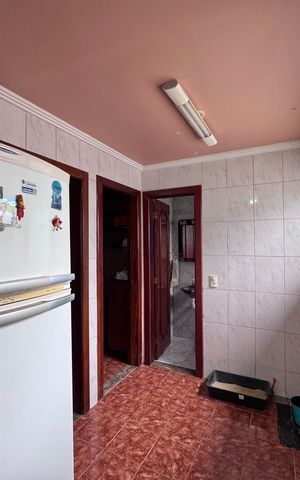 Casa de condomínio à venda com 562m², 4 quartos e 4 vagas Casa de condomínio à venda com 562m², 4 quartos e 4 vagasCozinha