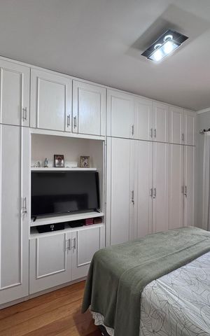 Casa de condomínio à venda com 562m², 4 quartos e 4 vagas Casa de condomínio à venda com 562m², 4 quartos e 4 vagasSuíte 1