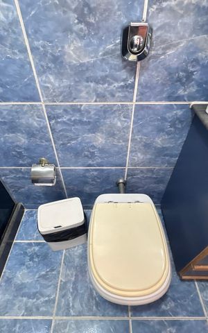 Casa de condomínio à venda com 562m², 4 quartos e 4 vagas Casa de condomínio à venda com 562m², 4 quartos e 4 vagasSuíte 2 - Banheiro