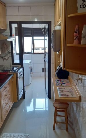 Apartamento à venda com 64m², 2 quartos e 1 vaga Apartamento à venda com 64m², 2 quartos e 1 vagaCozinha
