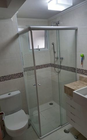 Apartamento à venda com 64m², 2 quartos e 1 vaga Apartamento à venda com 64m², 2 quartos e 1 vagaBanheiro