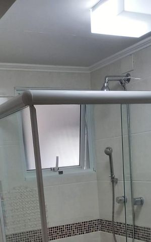 Apartamento à venda com 64m², 2 quartos e 1 vaga Apartamento à venda com 64m², 2 quartos e 1 vagaBanheiro