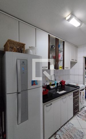 Apartamento à venda com 57m², 2 quartos e 1 vaga Apartamento à venda com 57m², 2 quartos e 1 vagaCozinha