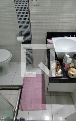 Apartamento à venda com 57m², 2 quartos e 1 vaga Apartamento à venda com 57m², 2 quartos e 1 vagaBanheiro