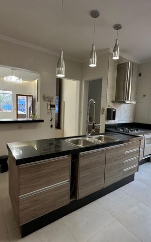 Casa para alugar com 127m², 2 quartos e 1 vaga Casa para alugar com 127m², 2 quartos e 1 vagaCozinha