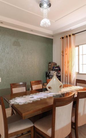Casa à venda com 170m², 3 quartos e 2 vagas Casa à venda com 170m², 3 quartos e 2 vagasCopa