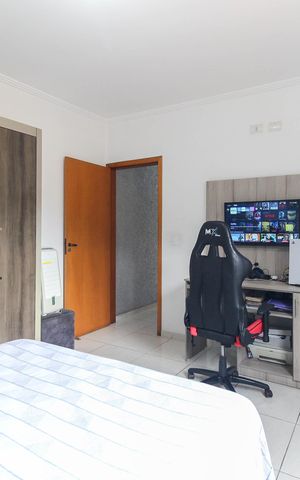 Casa à venda com 170m², 3 quartos e 2 vagas Casa à venda com 170m², 3 quartos e 2 vagasQuarto 2