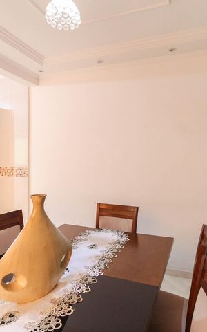 Casa à venda com 170m², 3 quartos e 2 vagas Casa à venda com 170m², 3 quartos e 2 vagasCopa