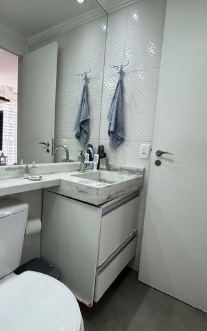 Apartamento à venda com 45m², 2 quartos e 1 vaga Apartamento à venda com 45m², 2 quartos e 1 vagaBanheiro