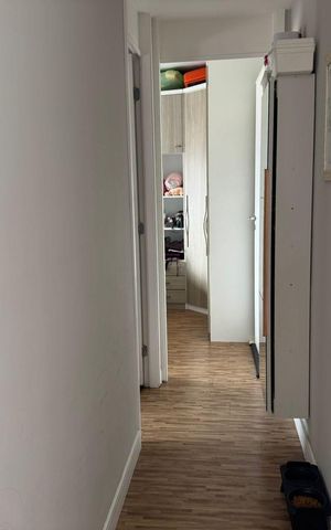 Apartamento à venda com 45m², 2 quartos e 1 vaga Apartamento à venda com 45m², 2 quartos e 1 vagaSala