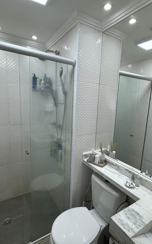 Apartamento à venda com 45m², 2 quartos e 1 vaga Apartamento à venda com 45m², 2 quartos e 1 vagaBanheiro