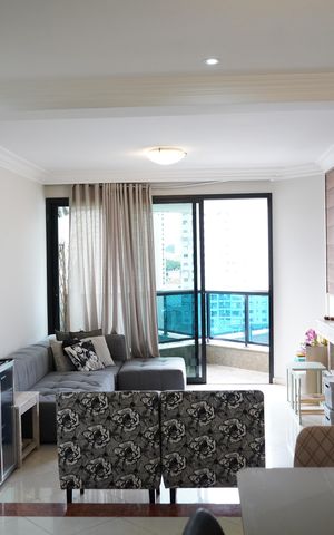 Apartamento à venda com 105m², 3 quartos e 2 vagasSala