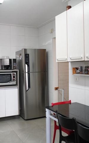 Apartamento à venda com 105m², 3 quartos e 2 vagasCozinha