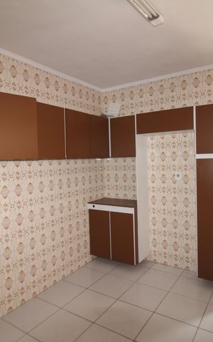 Casa à venda com 190m², 3 quartos e 2 vagasCozinha