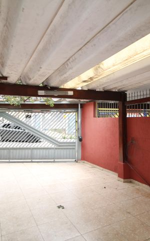 Casa à venda com 190m², 3 quartos e 2 vagasGaragem