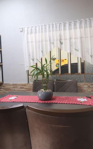 Casa à venda com 292m², 4 quartos e 2 vagasSala térrea