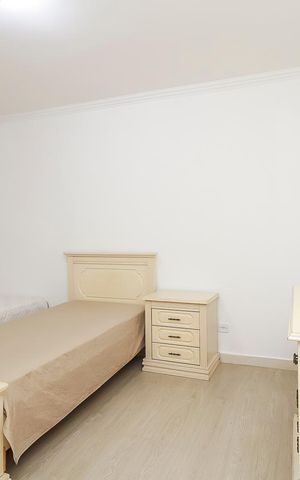 Casa à venda com 215m², 3 quartos e 4 vagasQuarto 2