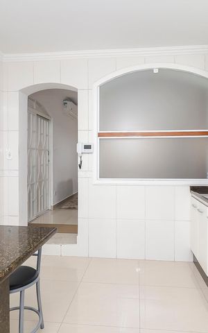 Casa à venda com 215m², 3 quartos e 4 vagasCozinha